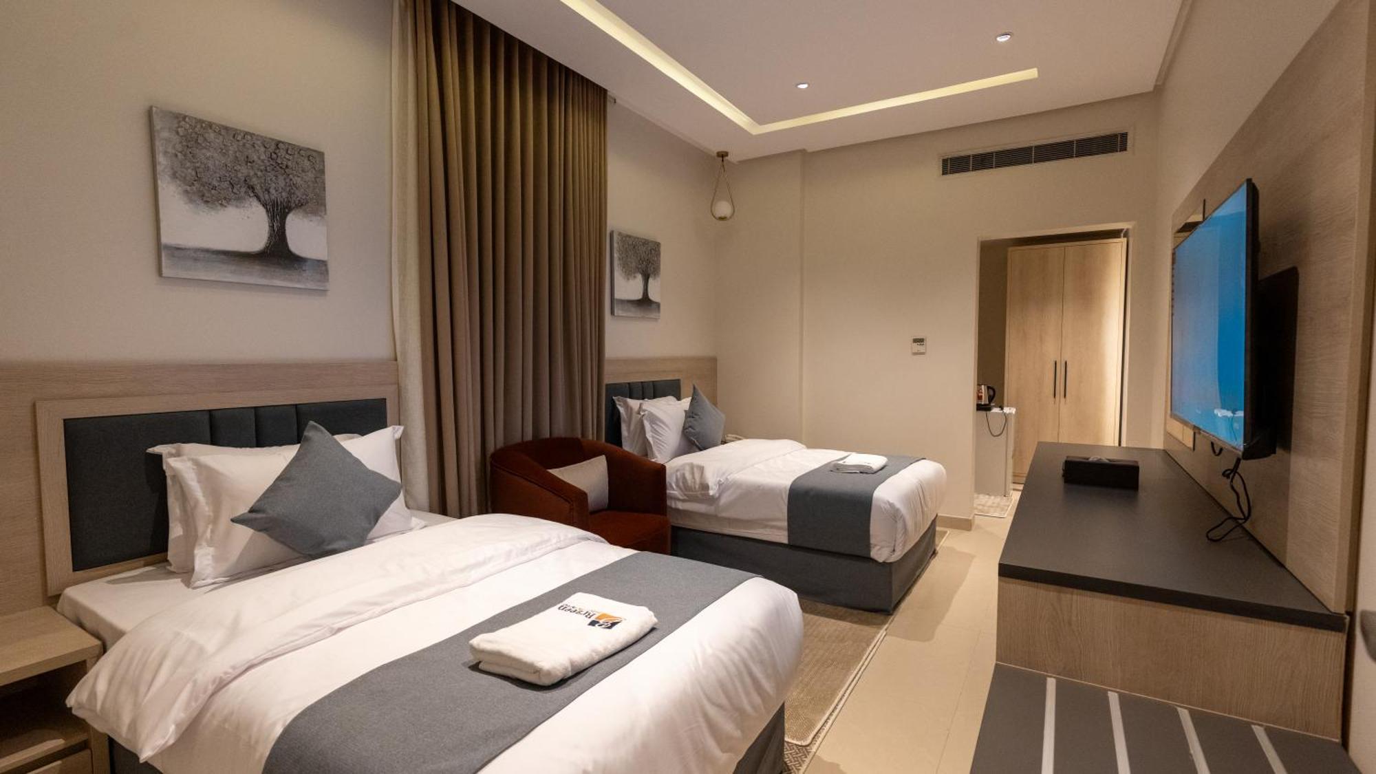 Brzeen Hotel Рияд Екстериор снимка