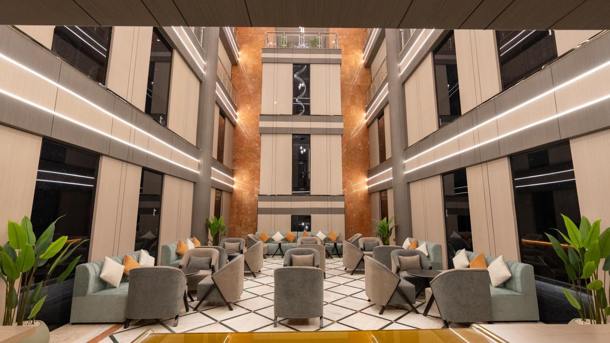 Brzeen Hotel Рияд Екстериор снимка