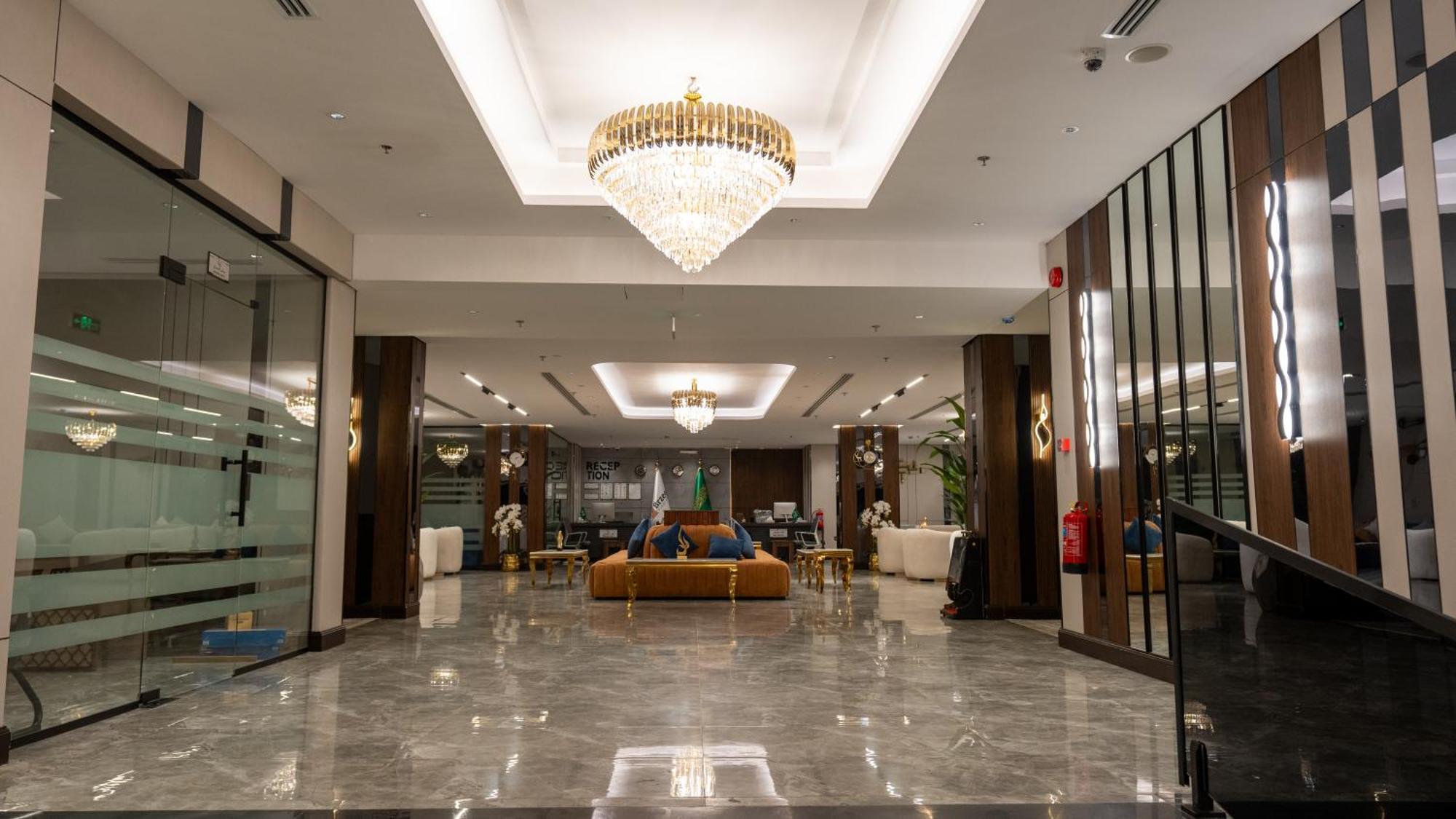 Brzeen Hotel Рияд Екстериор снимка